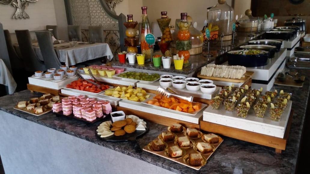 Pramod Convention & Club Resort カタック エクステリア 写真