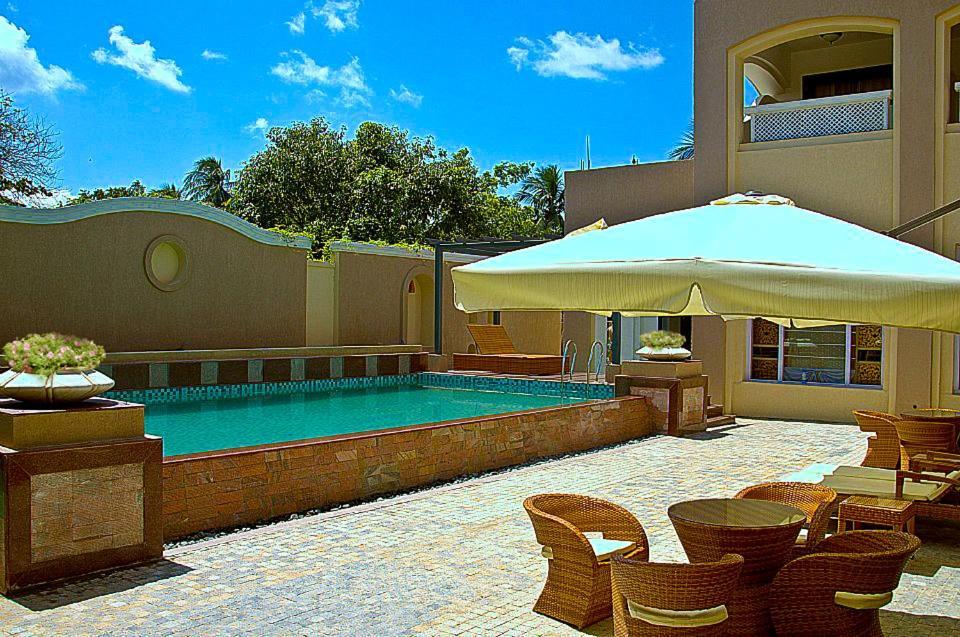 Pramod Convention & Club Resort カタック エクステリア 写真